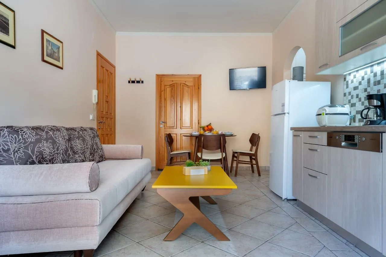 Katerina'S Cozy Mountain View Apartment Argostoli  0*, Argostoli (Kefalonia) Grekland