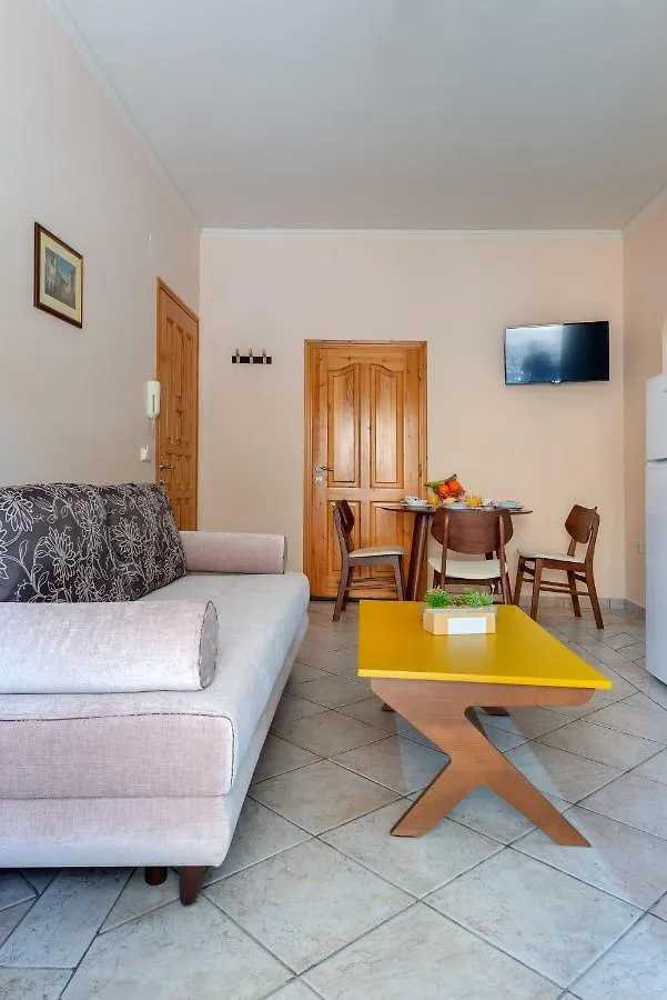 Katerina'S Cozy Mountain View Apartment Argostoli  Argostoli (Kefalonia)