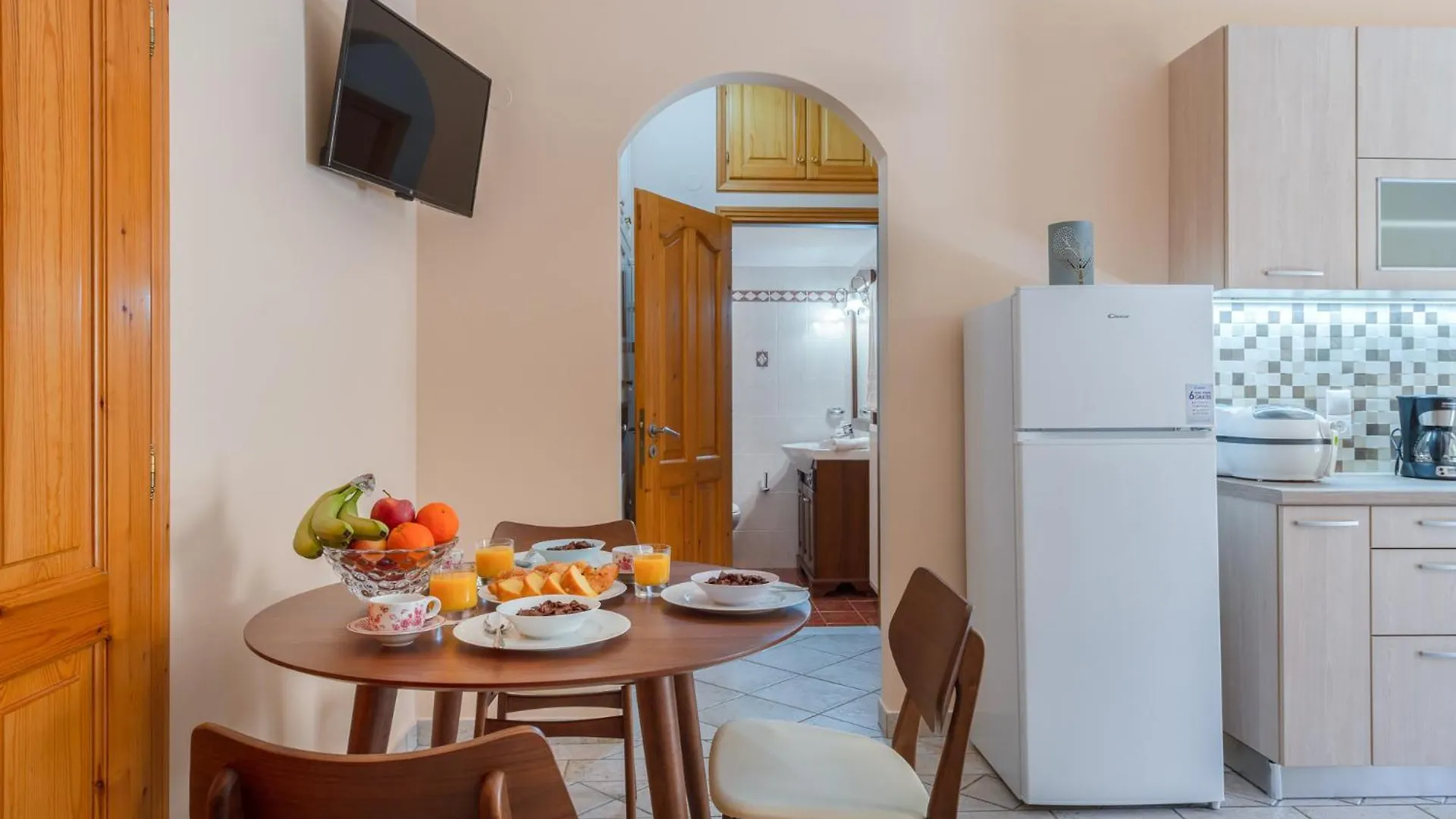 Katerina'S Cozy Mountain View Apartment Argostoli