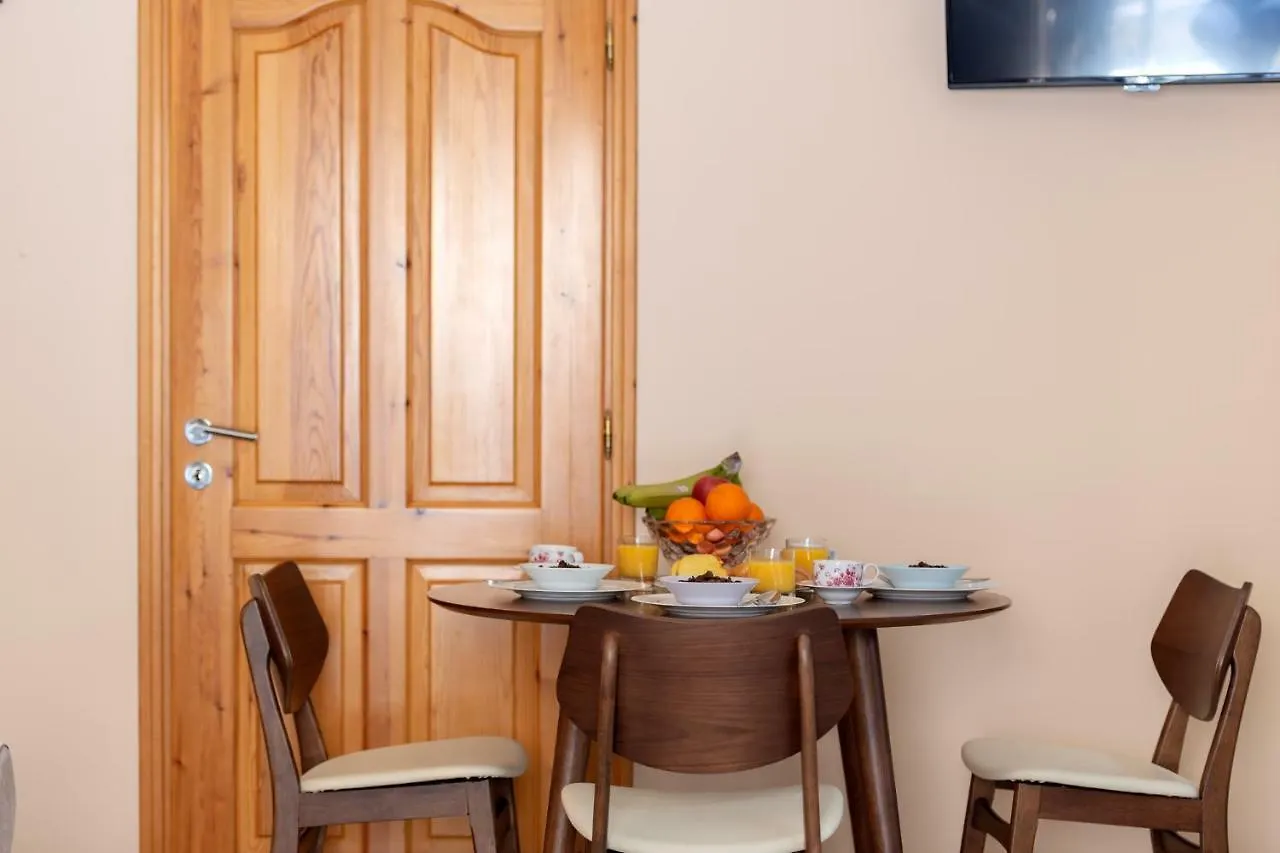 Katerina'S Cozy Mountain View Apartment Argostoli